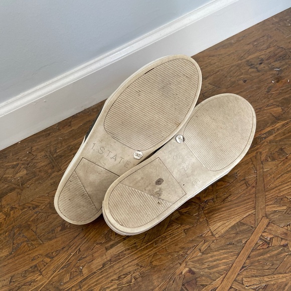 Olive green suede platform loafers - Picture 2 of 6